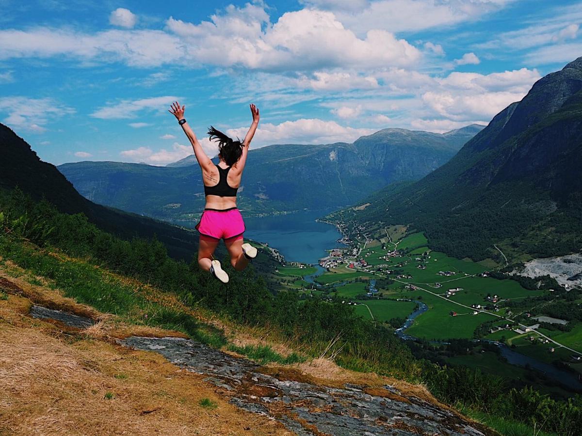 Отель Loken Camping - Trivelig Og Idyllisk Ved Vannet Олден Экстерьер фото